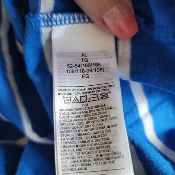 Mens Banana Republic Royal blue and white striped top. GUC - Picture 4 of 5
